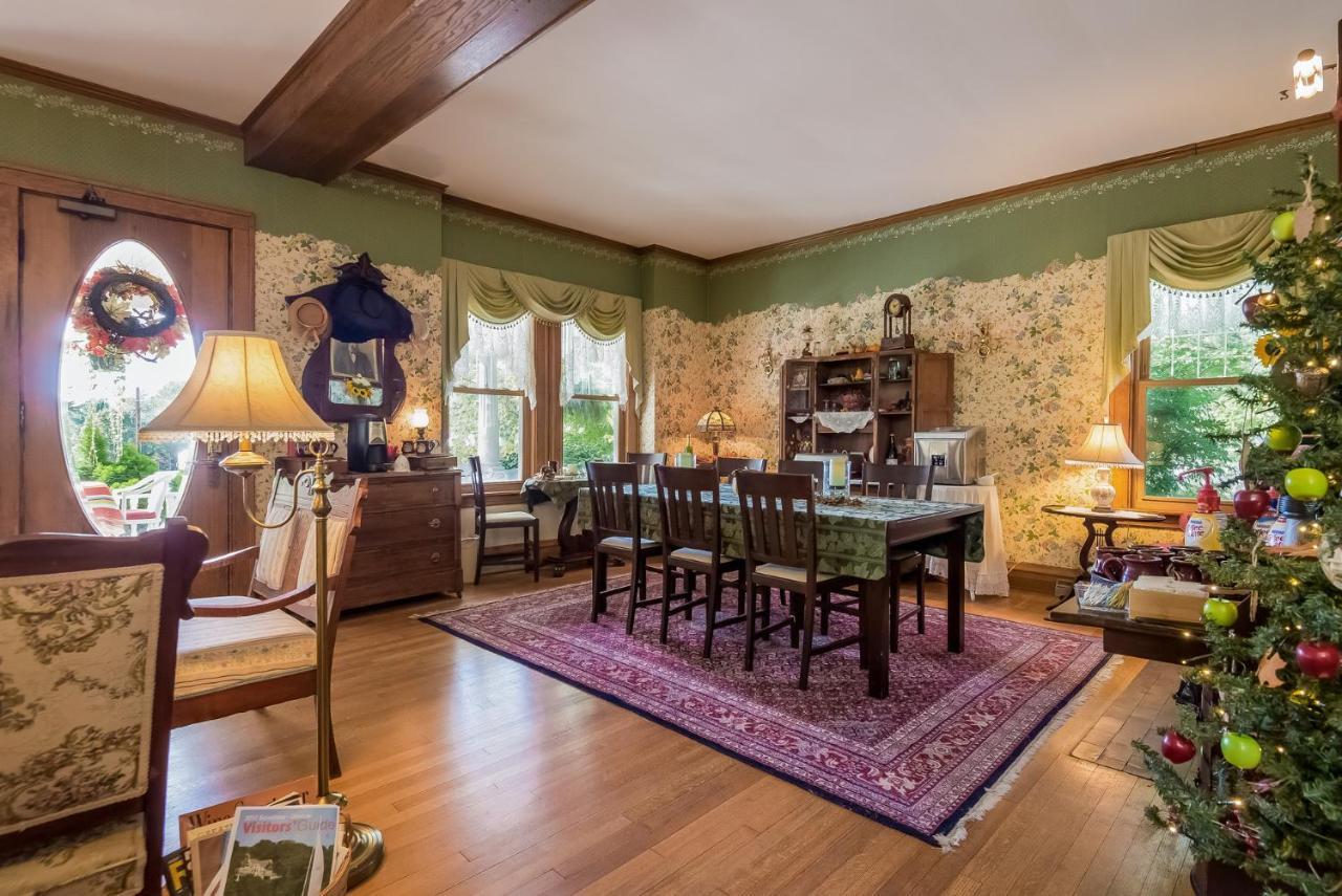 Kingsley House Fennville